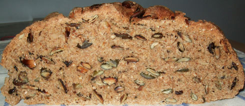 Weizenvollkorn-K&uuml;rbiskernbrot